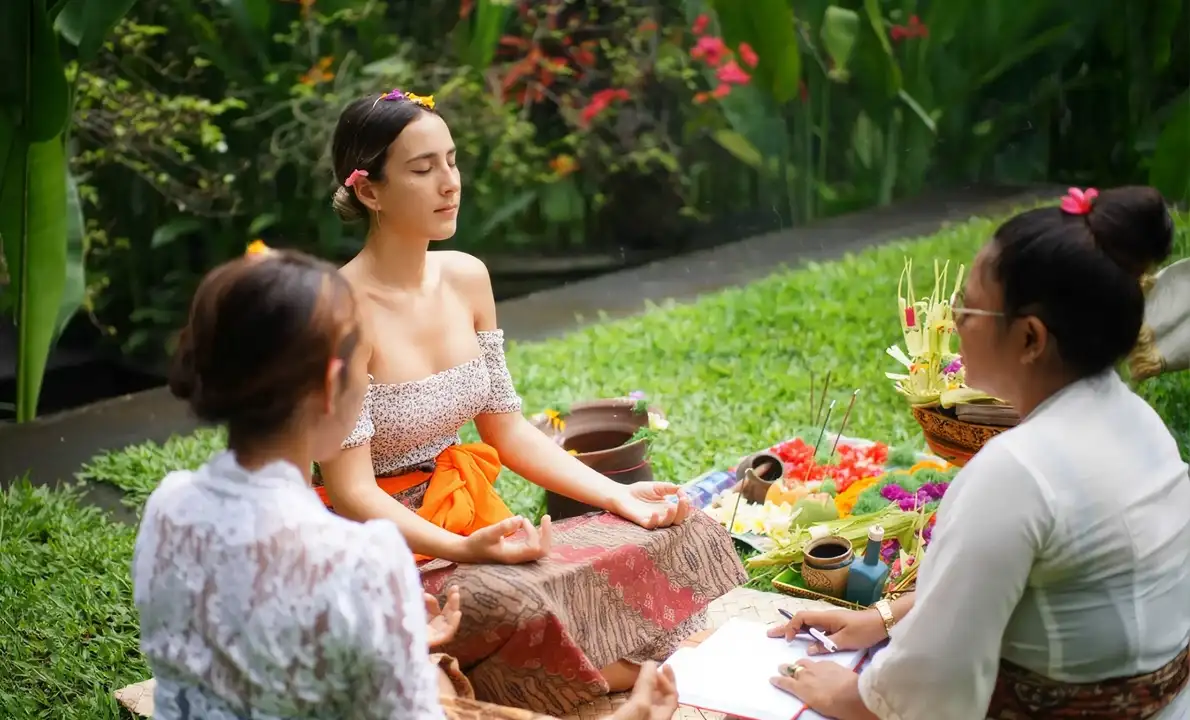 Palmistry & Tarot Reading